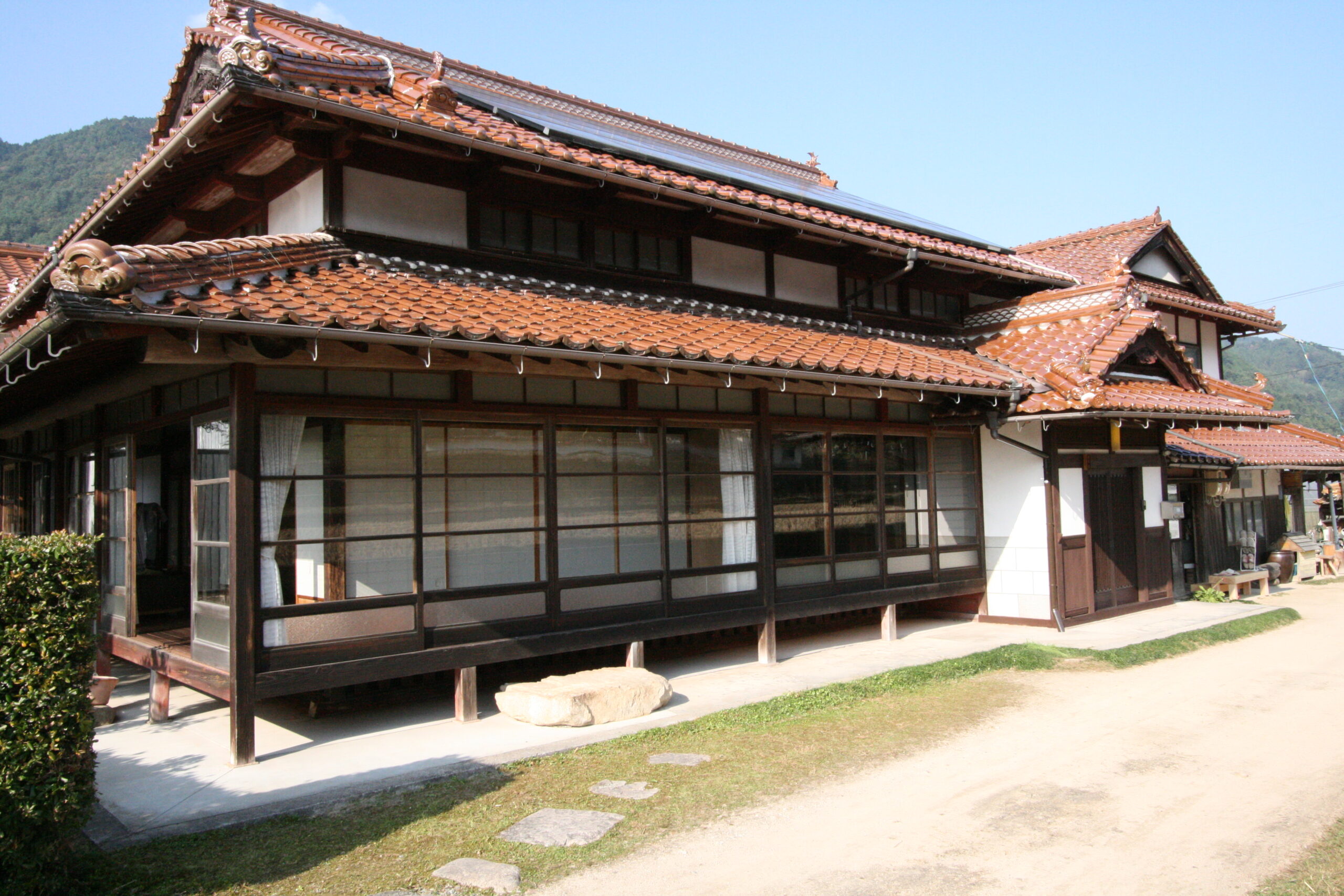 阿戸の居蔵造りの古民家を再生 | 広島で古民家再生・リフォーム・新築を建てるなら道建設